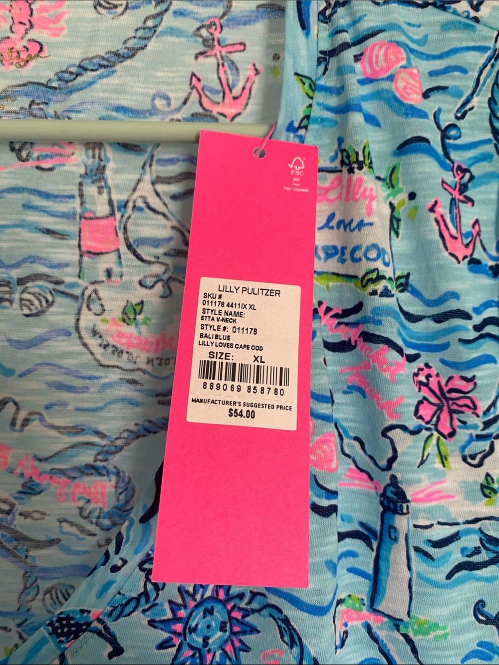 NWT Lilly Pulitzer Etta V-Neck T-Shirt in Lilly Loves Cape Cod print Size XL - Picture 3 of 10